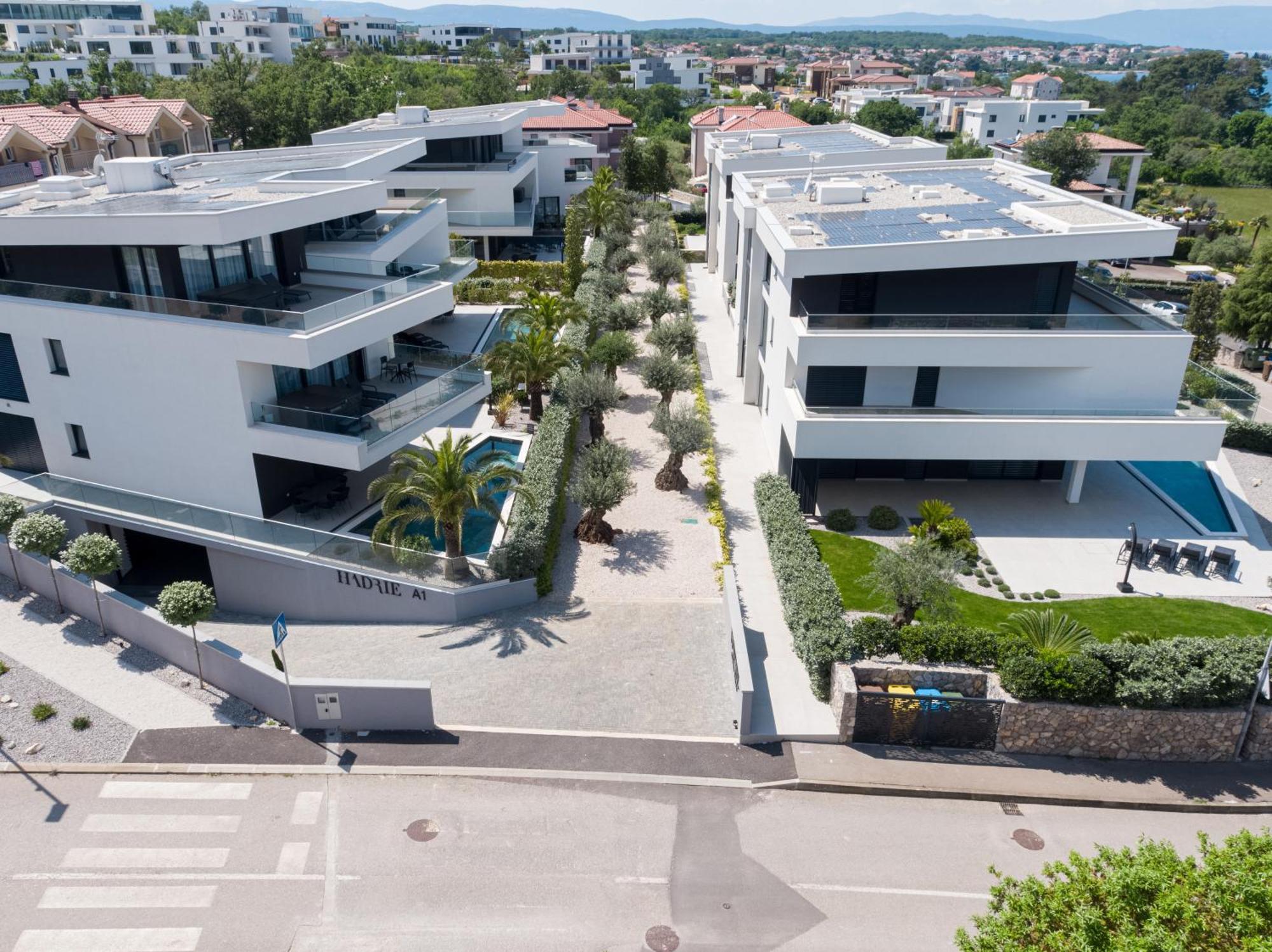 Hadrie Luxury Resort And Villas Azimut 말린스카 외부 사진